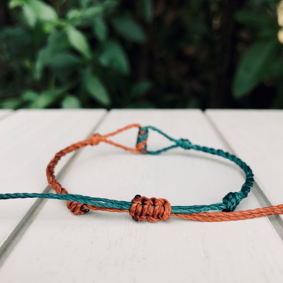 4 Elements Old Copper/Green Macrame Bracelet - Picture 3 of 4